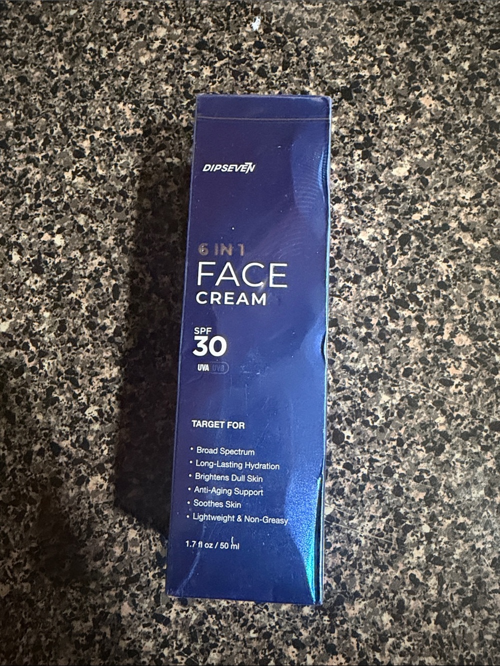 Seven7 6-in-1 Face Cream SPF 30 — Blue